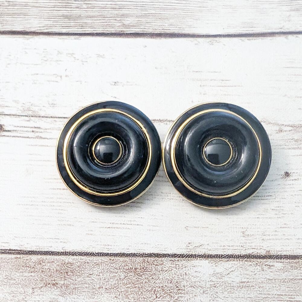 Vintage Clip On Earrings Black & Gold Tone Circle Design